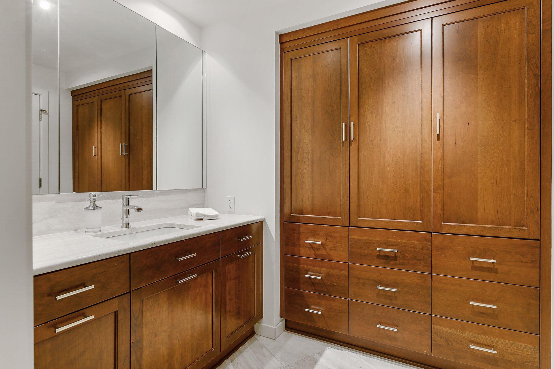 View of Residential at 2950 Dean Parkway #1903-4, Minneapolis MN 55416, Minneapolis (59 of 93) - Mike Wilen | Minnesota Team Real Estate