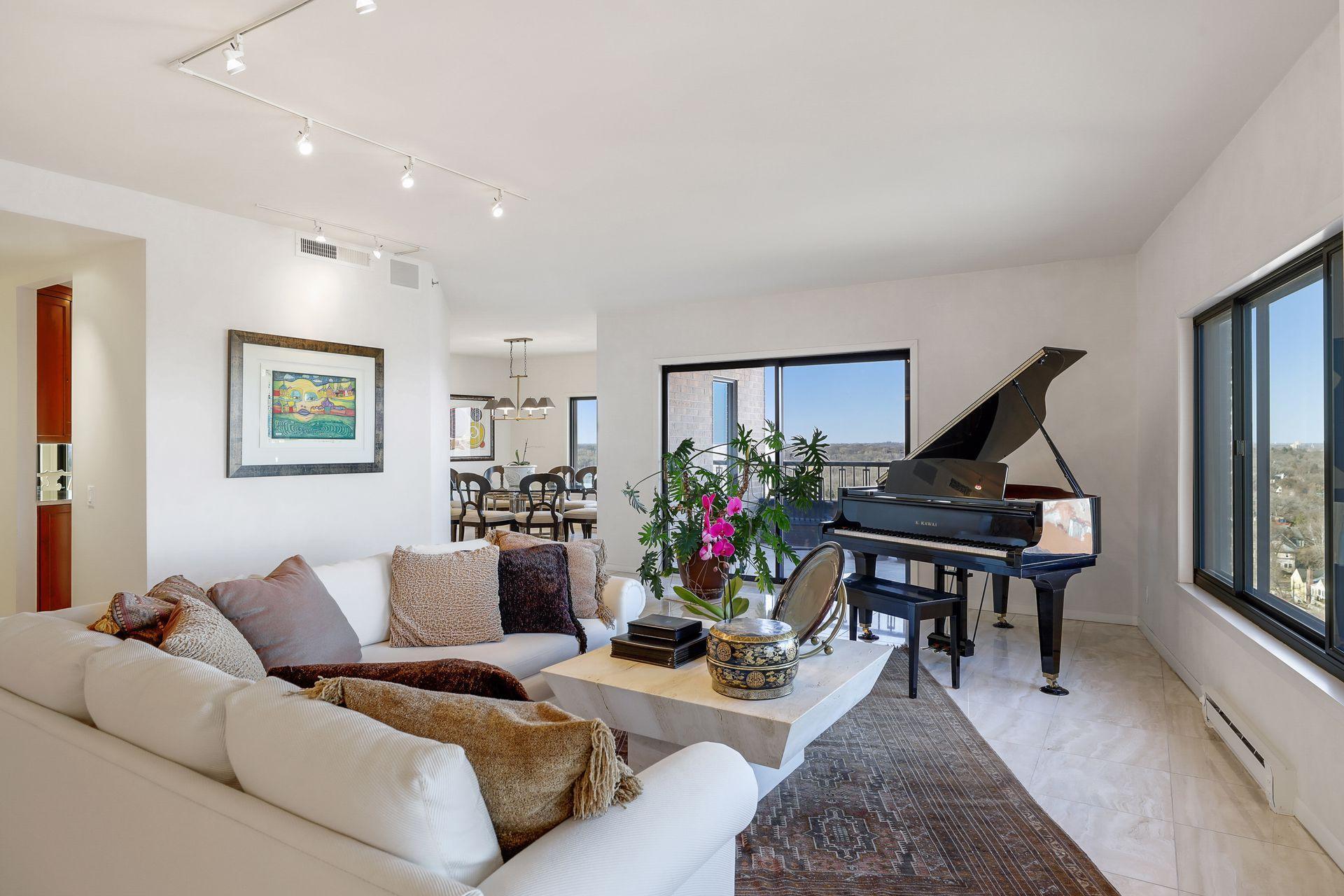 View of Residential at 2950 Dean Parkway #1903-4, Minneapolis MN 55416, Minneapolis (21 of 93) - Mike Wilen | Minnesota Team Real Estate