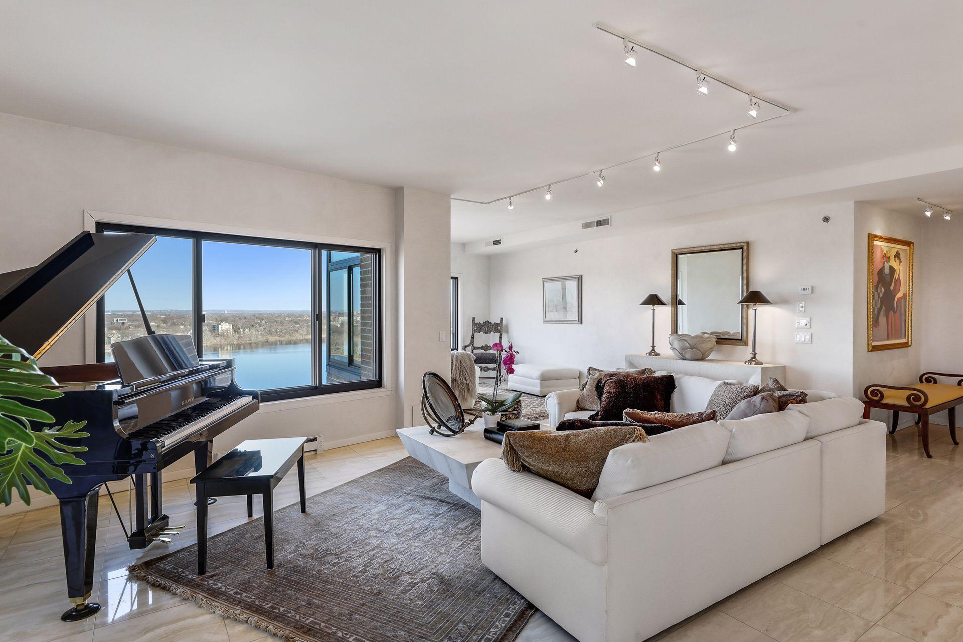 View of Residential at 2950 Dean Parkway #1903-4, Minneapolis MN 55416, Minneapolis (12 of 93) - Mike Wilen | Minnesota Team Real Estate