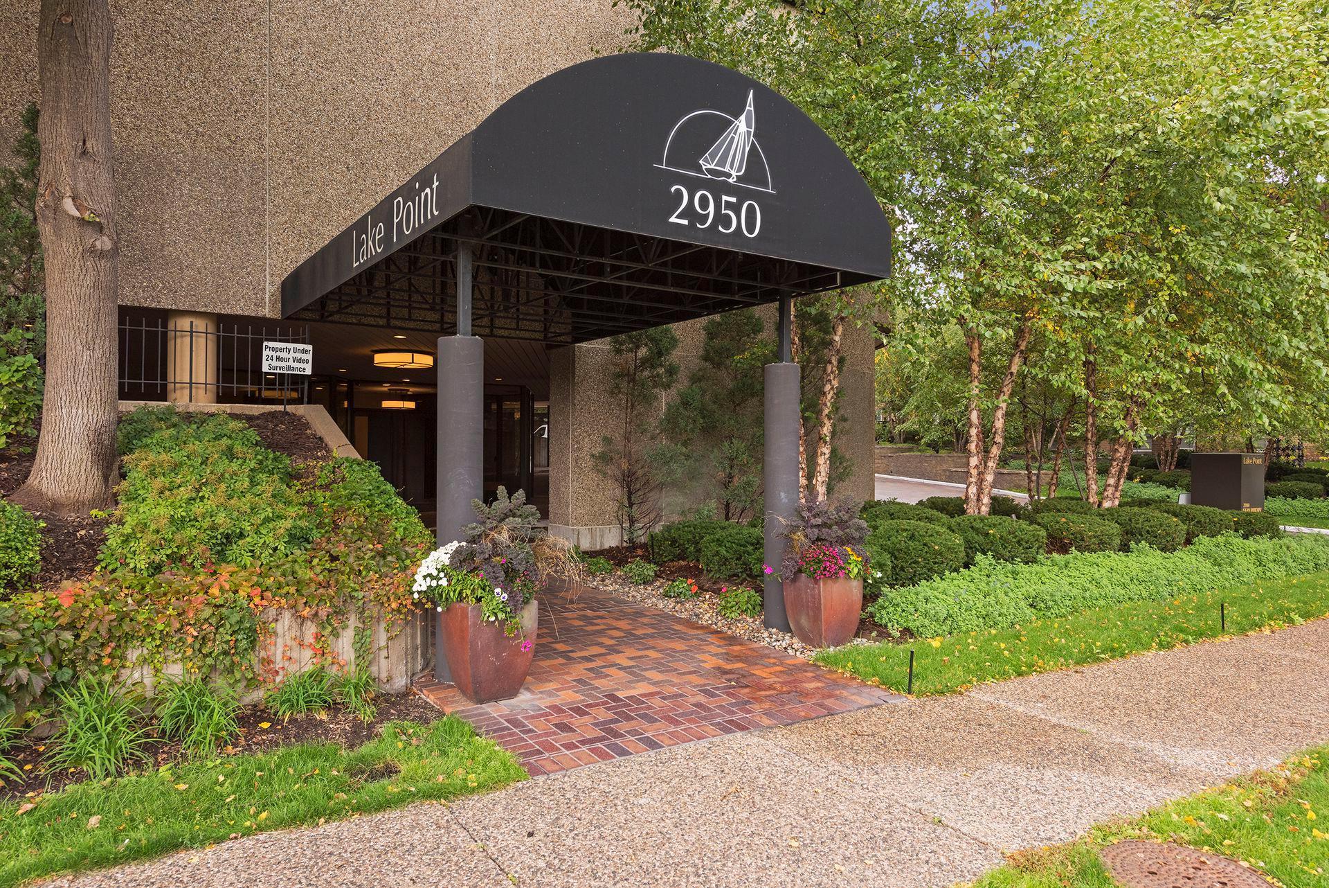 View of Residential at 2950 Dean Parkway #1903-4, Minneapolis MN 55416, Minneapolis (93 of 93) - Mike Wilen | Minnesota Team Real Estate