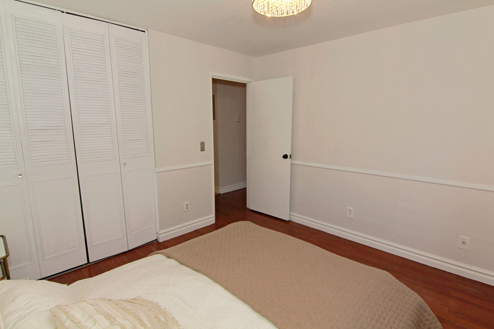 View of Residential at 2212 Aldrich Avenue #106, Minneapolis MN 55405, Minneapolis (23 of 29) - Mike Wilen | Minnesota Team Real Estate