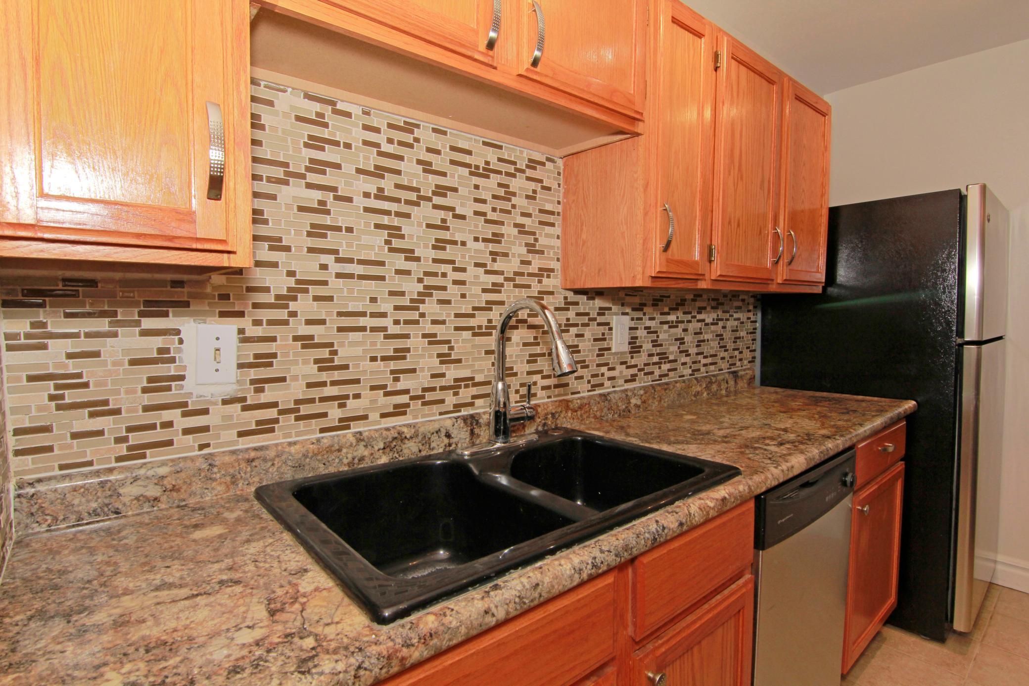 View of Residential at 2212 Aldrich Avenue #106, Minneapolis MN 55405, Minneapolis (13 of 29) - Mike Wilen | Minnesota Team Real Estate