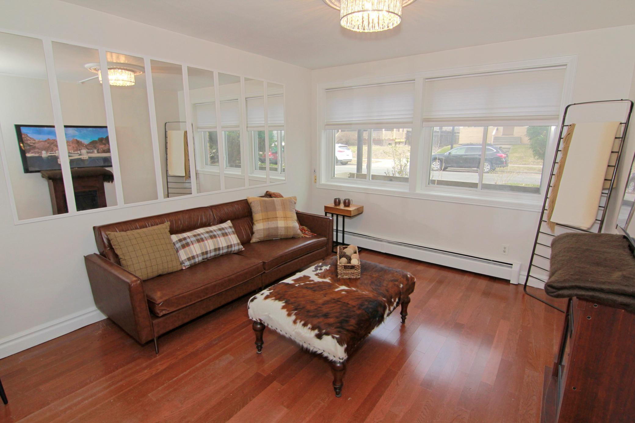 View of Residential at 2212 Aldrich Avenue #106, Minneapolis MN 55405, Minneapolis (7 of 29) - Mike Wilen | Minnesota Team Real Estate