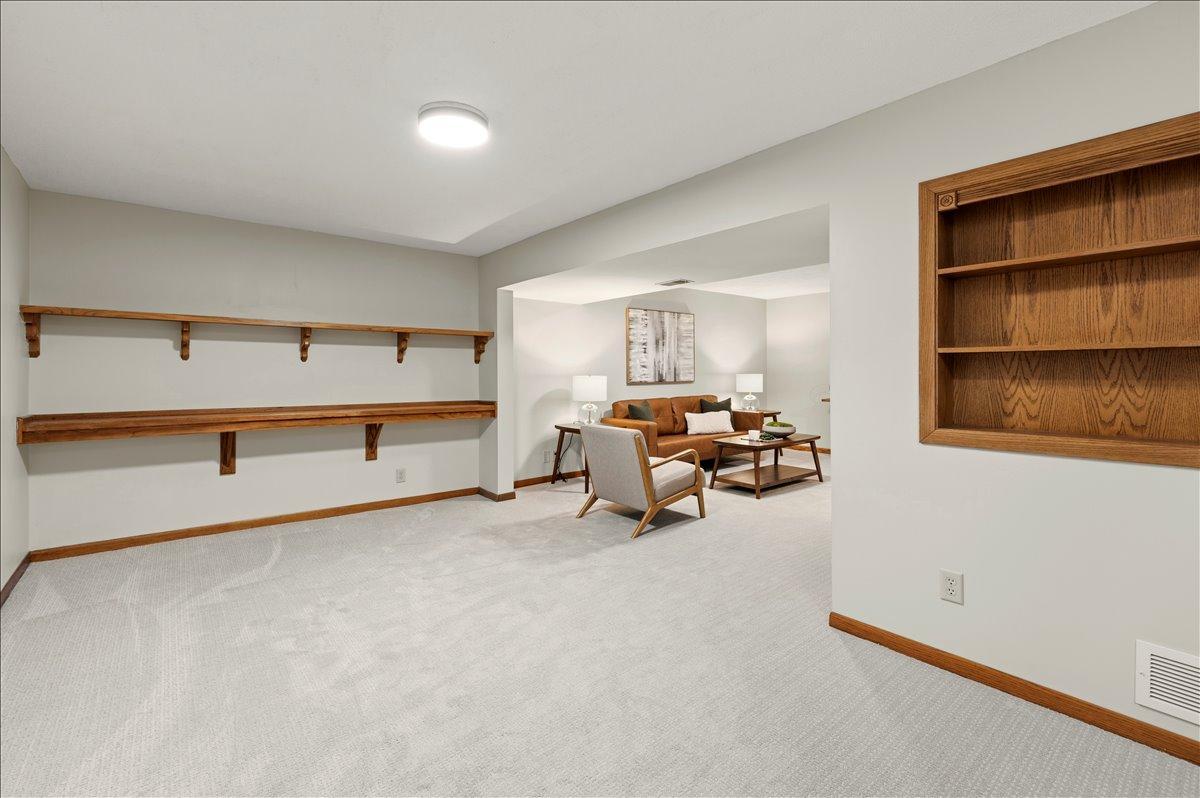 View of Residential at 2640 Queensland Lane, Plymouth MN 55447, Plymouth (26 of 39) - Mike Wilen | Minnesota Team Real Estate