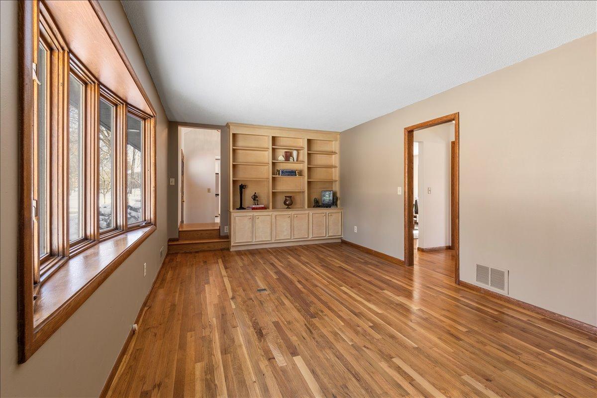 View of Residential at 2640 Queensland Lane, Plymouth MN 55447, Plymouth (18 of 39) - Mike Wilen | Minnesota Team Real Estate