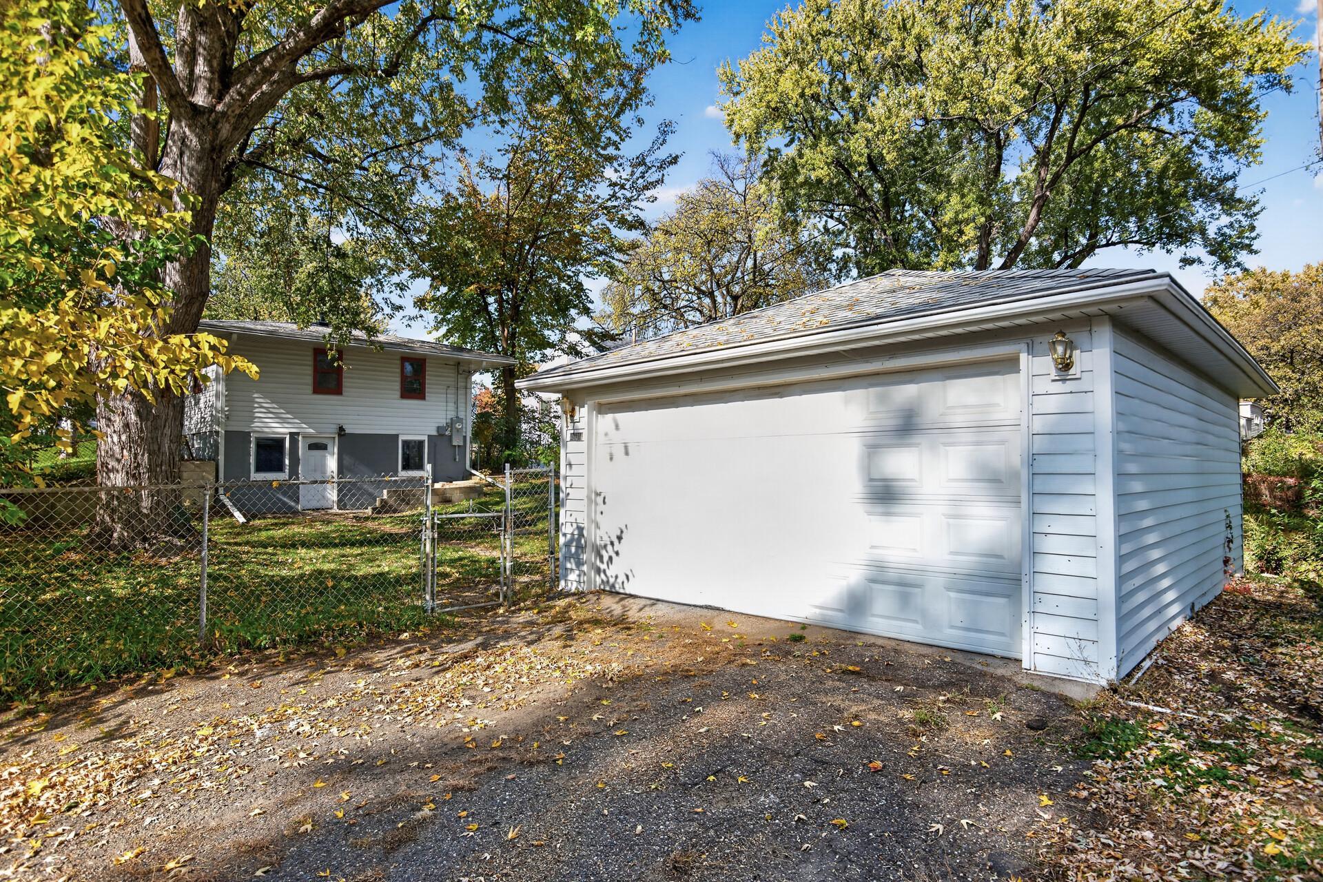 View of Residential at 4601 2 1/2 Street, Fridley MN 55421, Fridley (10 of 14) - Mike Wilen | Minnesota Team Real Estate