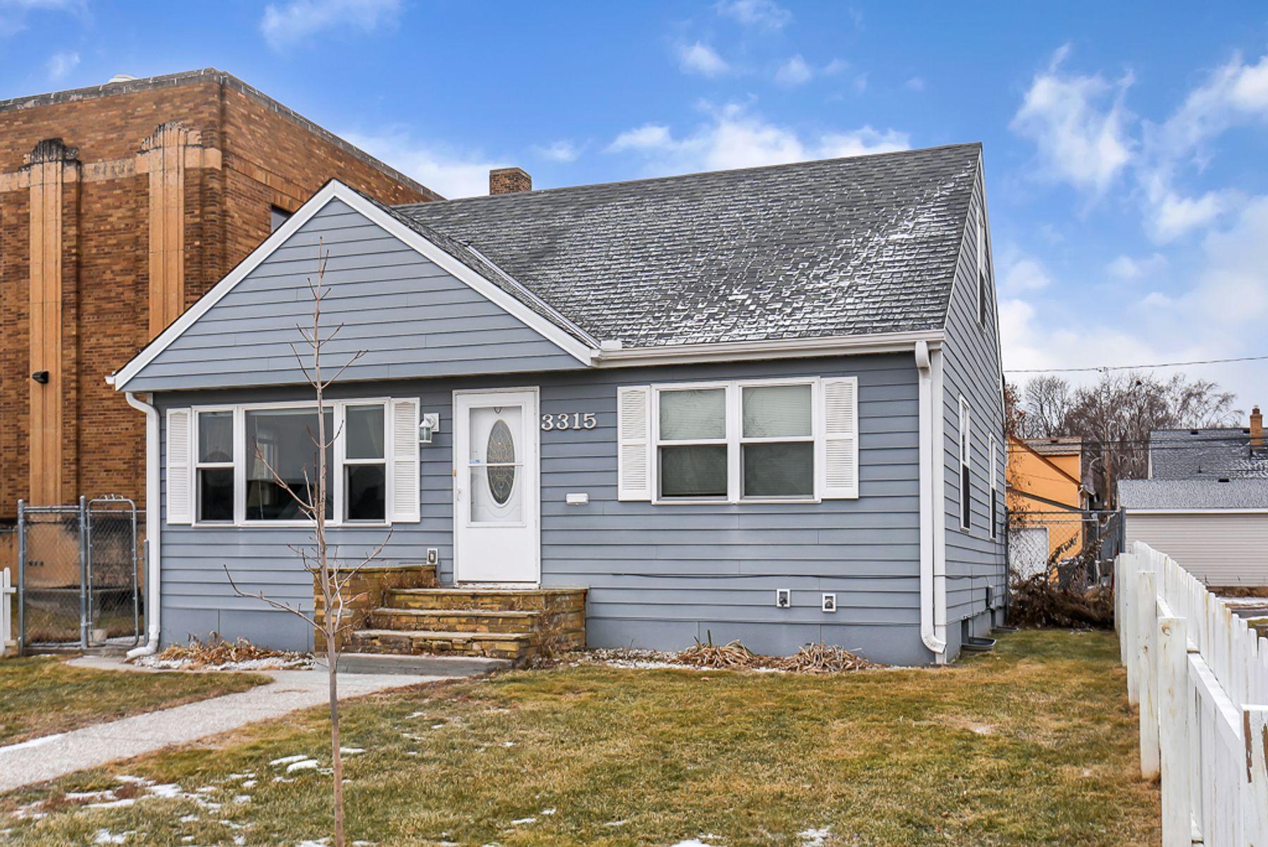 View of Residential at 3315 James Avenue, Minneapolis MN 55412, Minneapolis - Mike Wilen | Minnesota Team Real Estate
