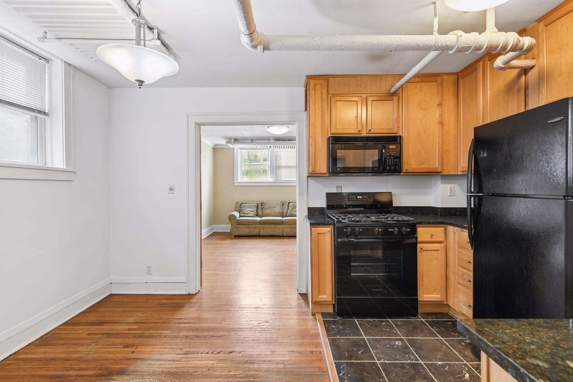 View of Residential at 522 Ridgewood Avenue #9, Minneapolis MN 55403, Minneapolis (16 of 22) - Mike Wilen | Minnesota Team Real Estate