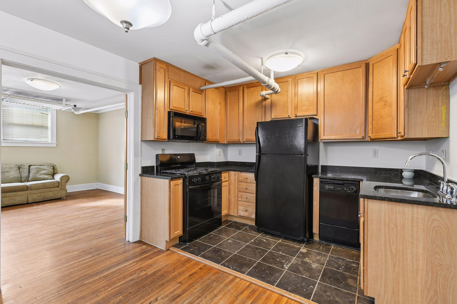 View of Residential at 522 Ridgewood Avenue #9, Minneapolis MN 55403, Minneapolis (15 of 22) - Mike Wilen | Minnesota Team Real Estate