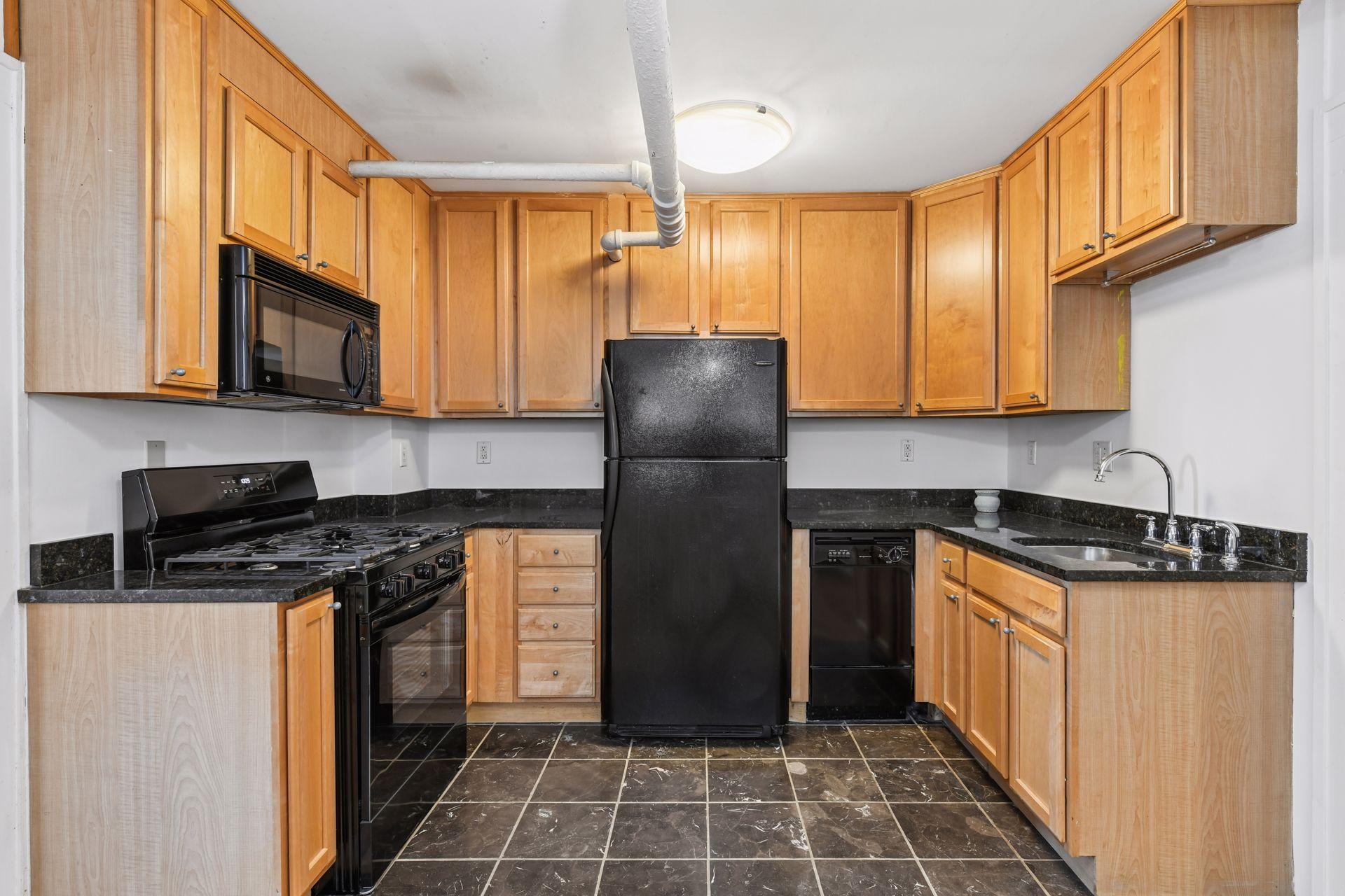 View of Residential at 522 Ridgewood Avenue #9, Minneapolis MN 55403, Minneapolis (14 of 22) - Mike Wilen | Minnesota Team Real Estate