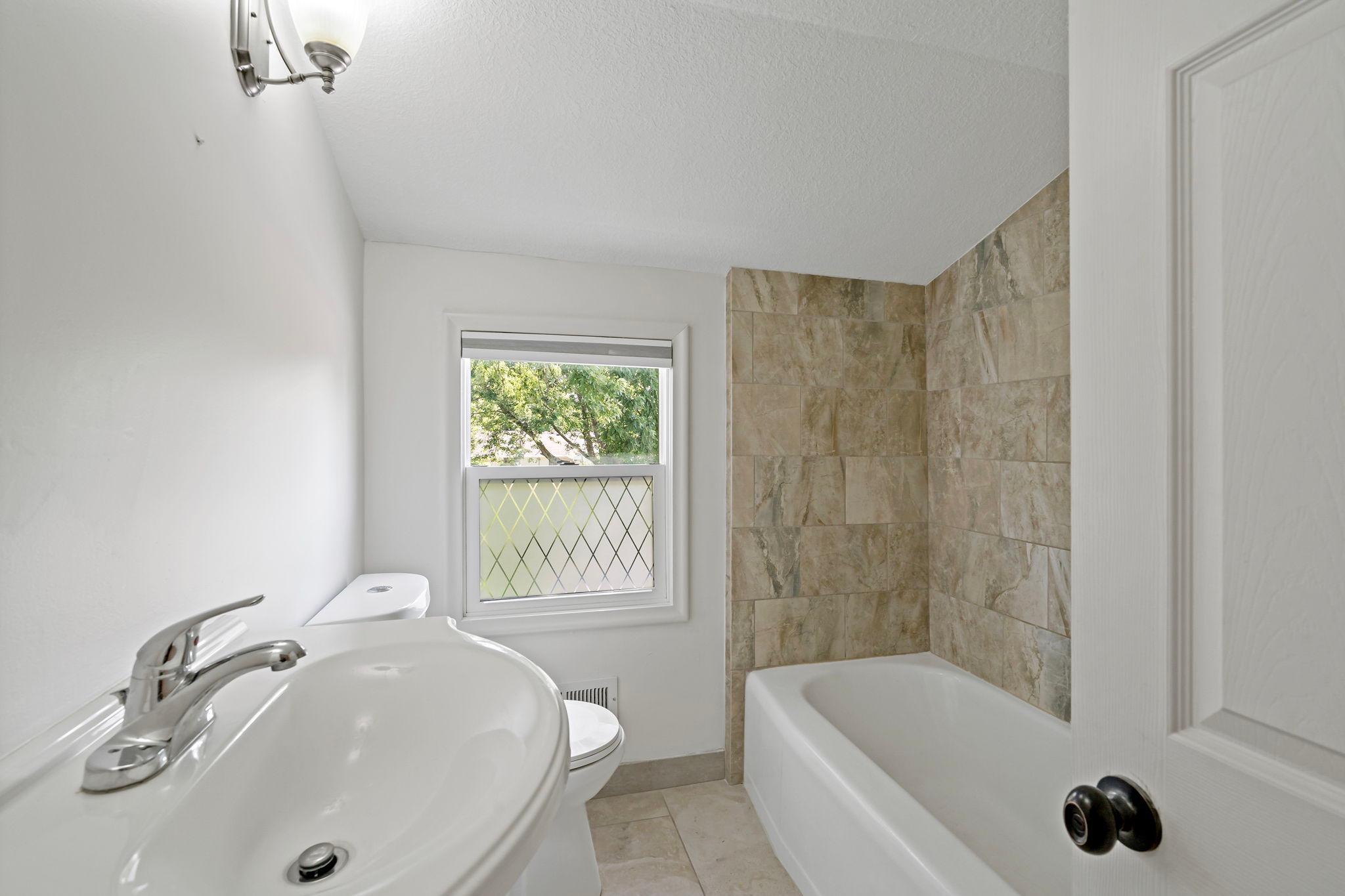 View of Residential at 853 Minnesota Street, Shakopee MN 55379, Shakopee (12 of 23) - Mike Wilen | Minnesota Team Real Estate