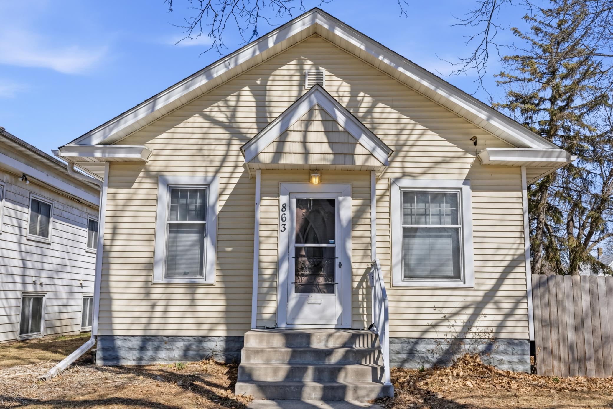 View of Residential at 863 Sherburne Avenue, Saint Paul MN 55104, Saint Paul - Mike Wilen | Minnesota Team Real Estate