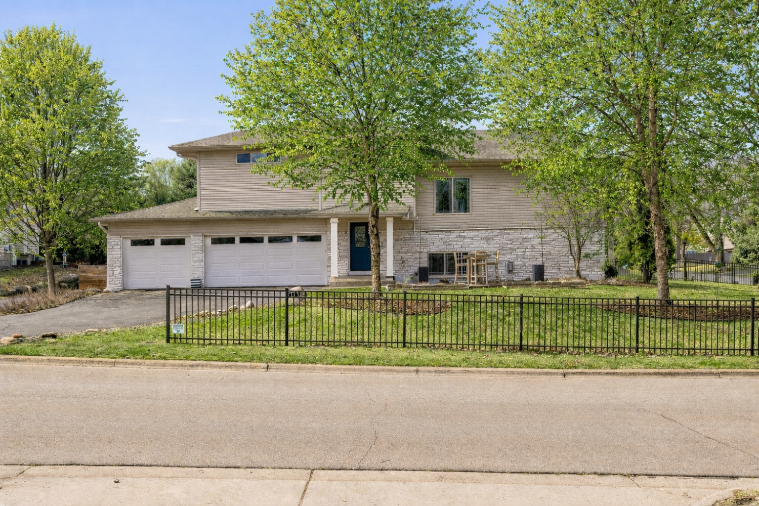 View of Residential at 5000 Oxford Avenue, Edina MN 55436, Edina - Mike Wilen | Minnesota Team Real Estate