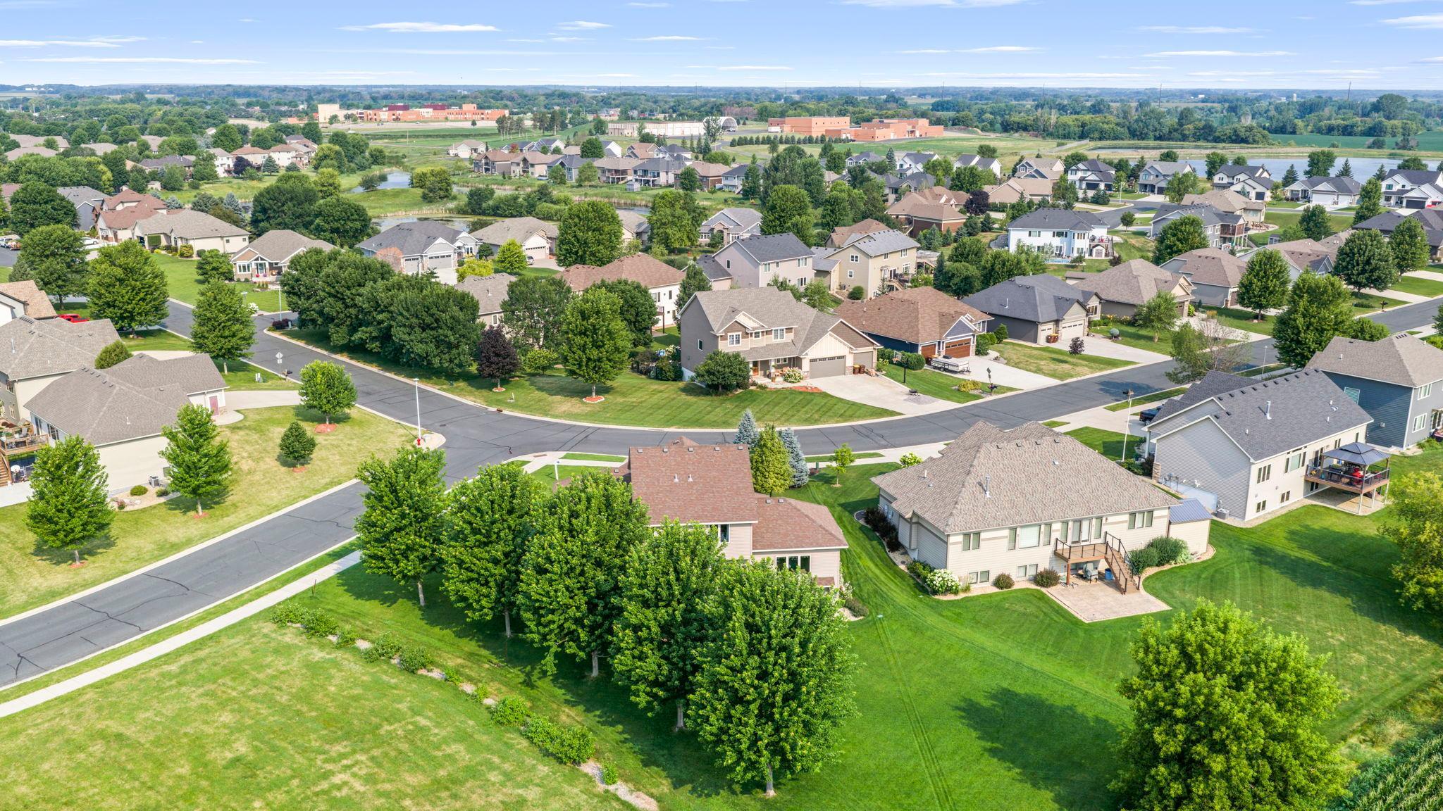 View of Residential at 900 Heritage Trail, New Prague MN 56071, New Prague (8 of 59) - Mike Wilen | Minnesota Team Real Estate