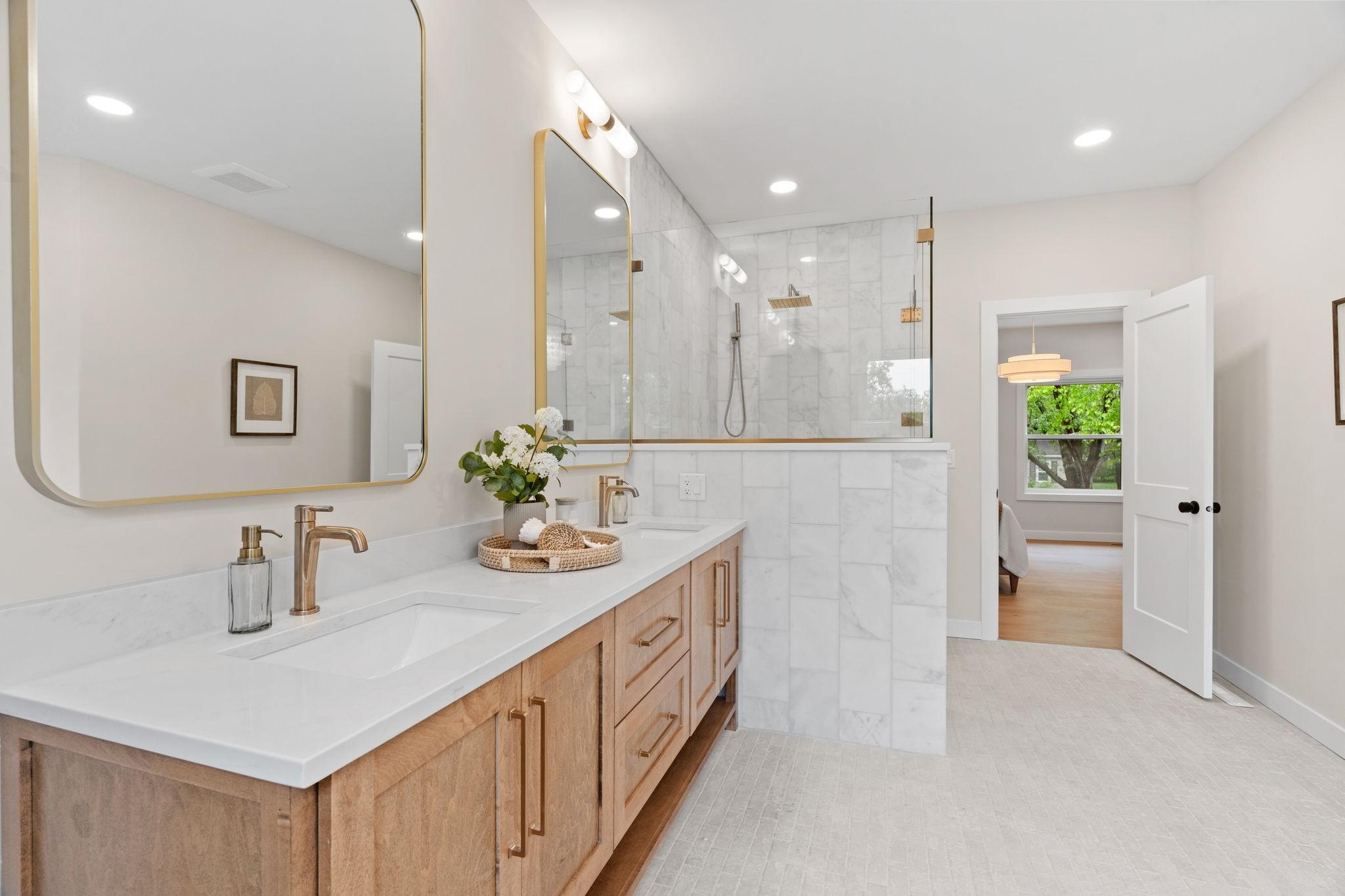 View of Residential at 4404 Wilson Street, Minnetonka MN 55345, Minnetonka (23 of 25) - Mike Wilen | Minnesota Team Real Estate