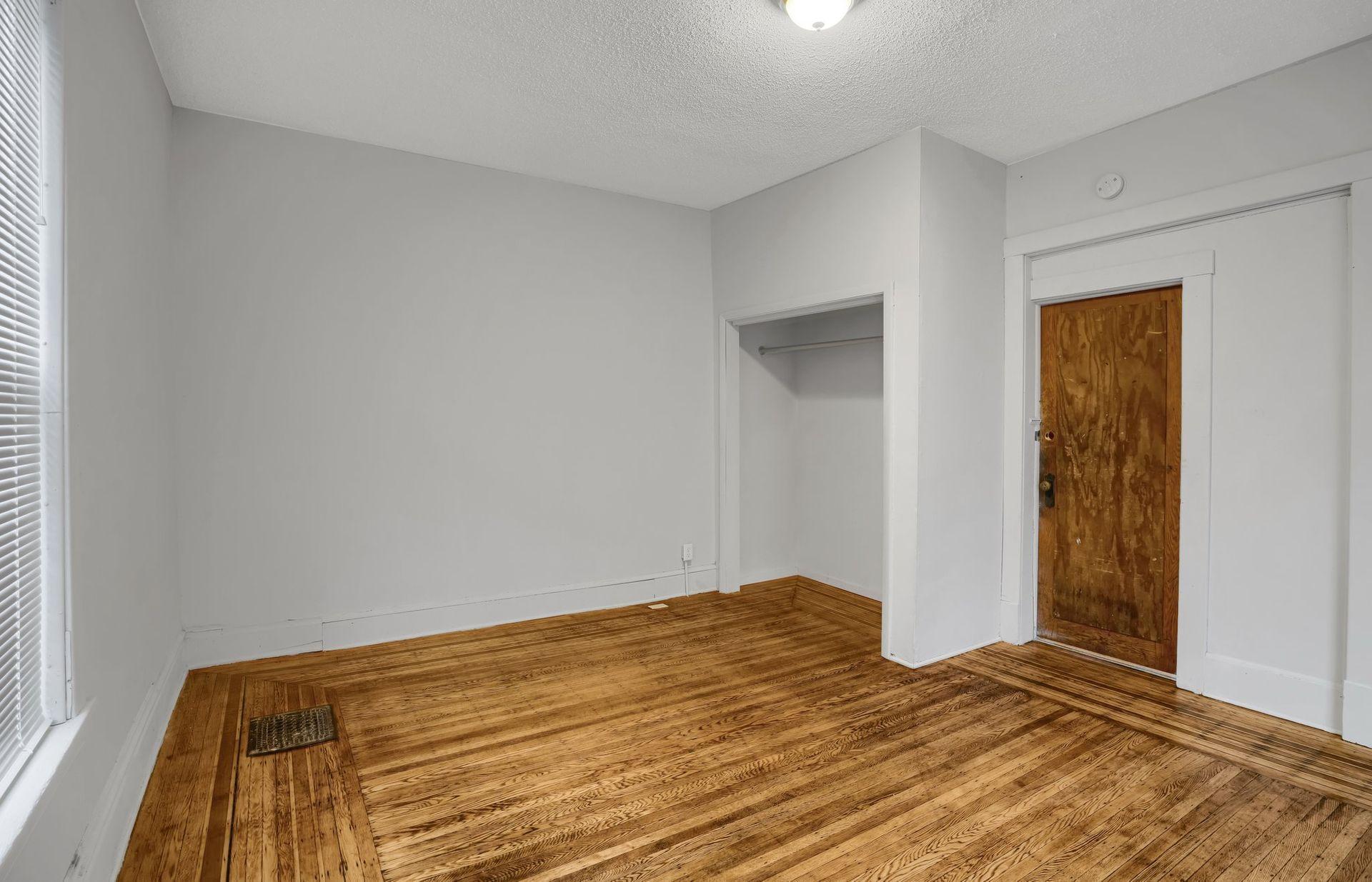 View of Residential Income at 1316 7th Street, Minneapolis MN 55414, Minneapolis (5 of 42) - Mike Wilen | Minnesota Team Real Estate