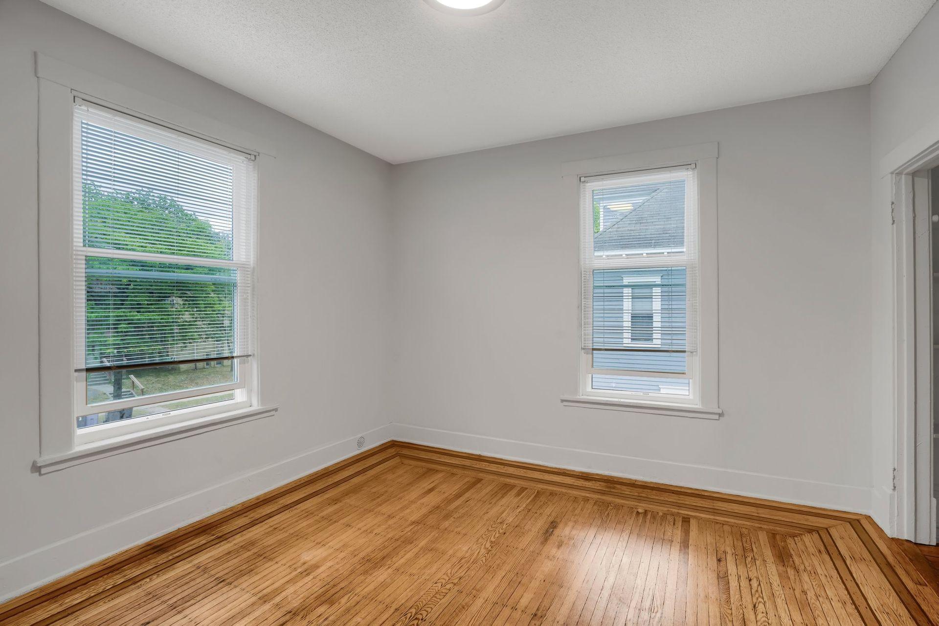 View of Residential Income at 1316 7th Street, Minneapolis MN 55414, Minneapolis (13 of 42) - Mike Wilen | Minnesota Team Real Estate