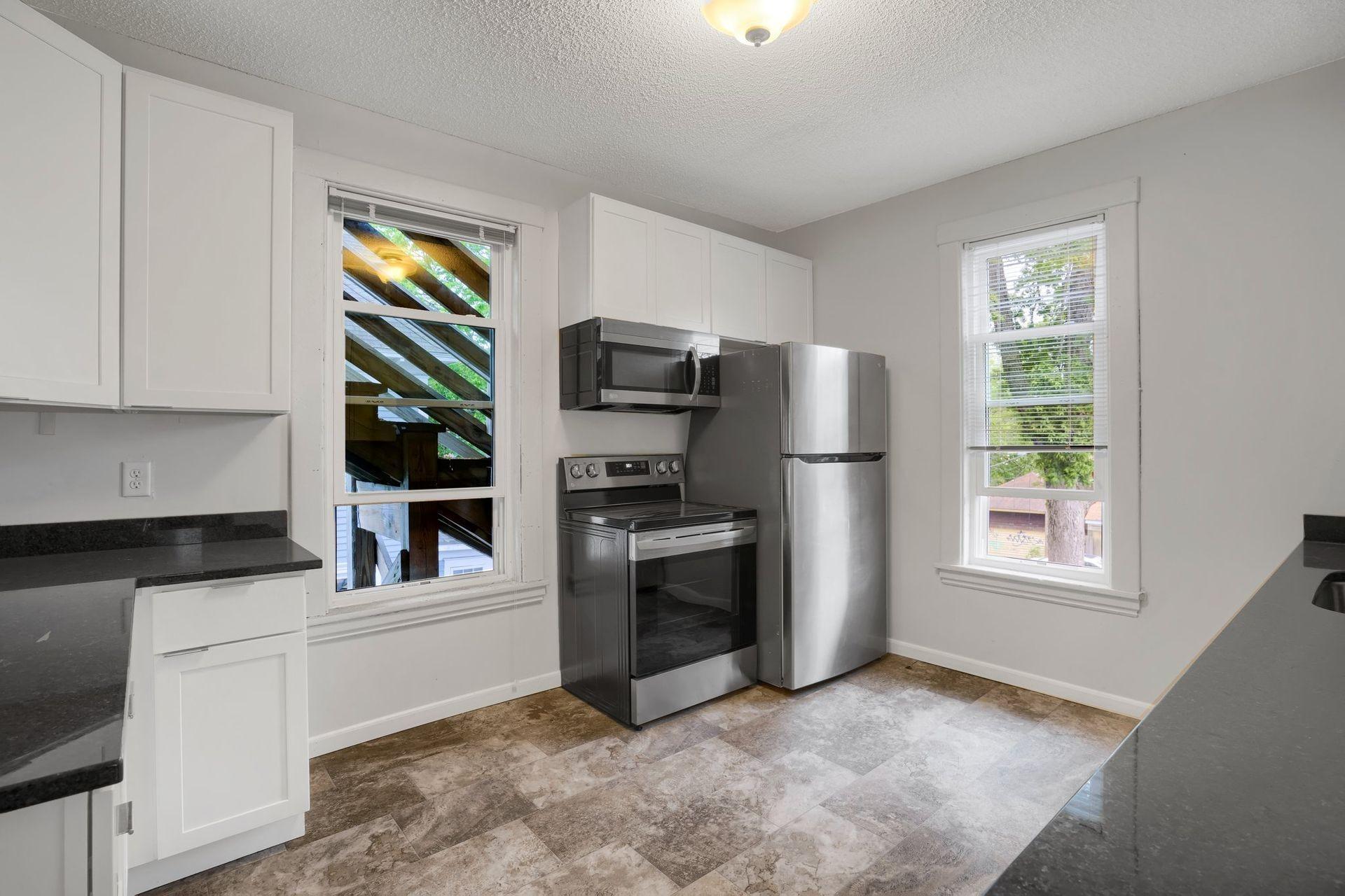 View of Residential Income at 1316 7th Street, Minneapolis MN 55414, Minneapolis (10 of 42) - Mike Wilen | Minnesota Team Real Estate
