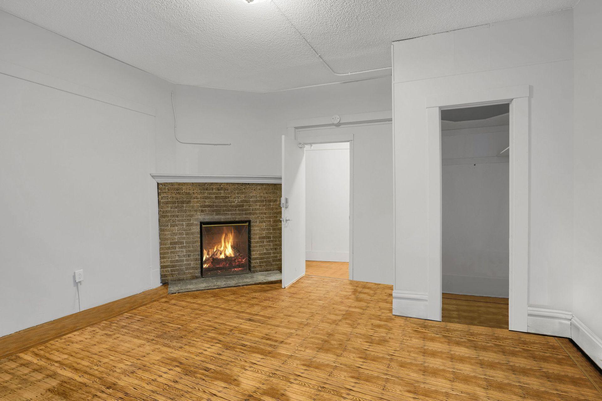 View of Residential Income at 1316 7th Street, Minneapolis MN 55414, Minneapolis (23 of 42) - Mike Wilen | Minnesota Team Real Estate