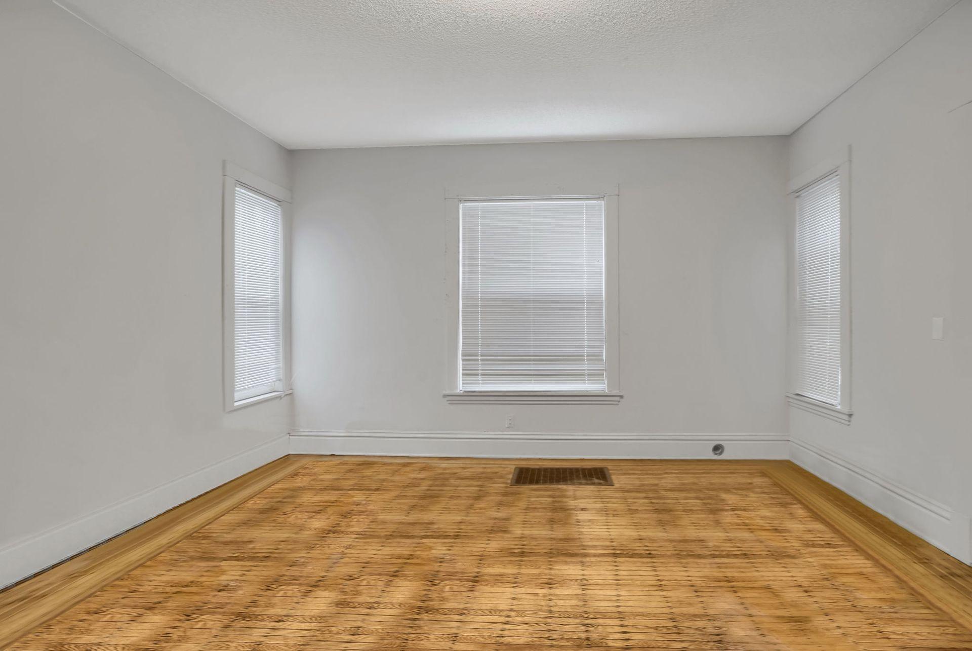 View of Residential Income at 1316 7th Street, Minneapolis MN 55414, Minneapolis (22 of 42) - Mike Wilen | Minnesota Team Real Estate