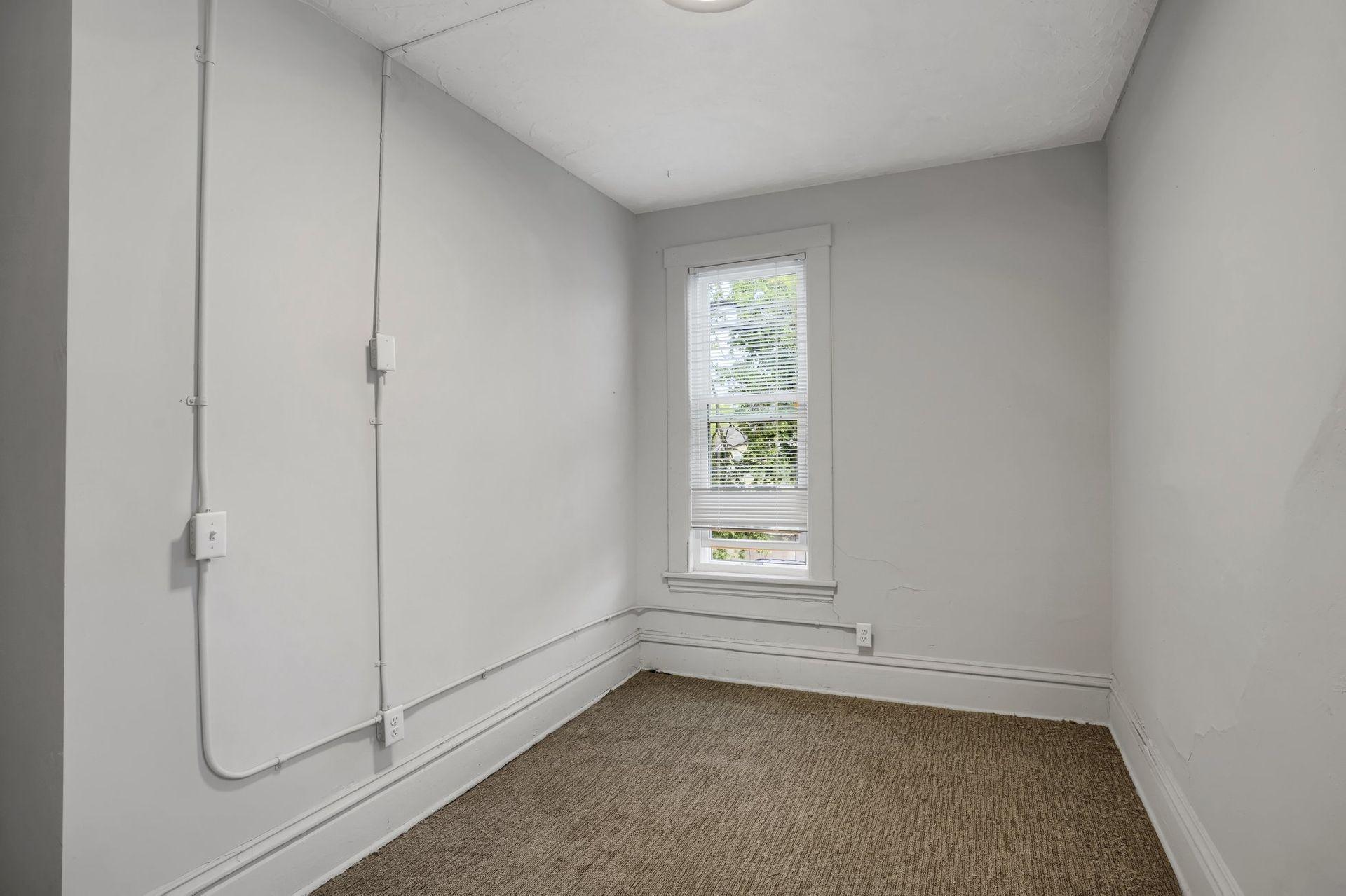 View of Residential Income at 1316 7th Street, Minneapolis MN 55414, Minneapolis (29 of 42) - Mike Wilen | Minnesota Team Real Estate