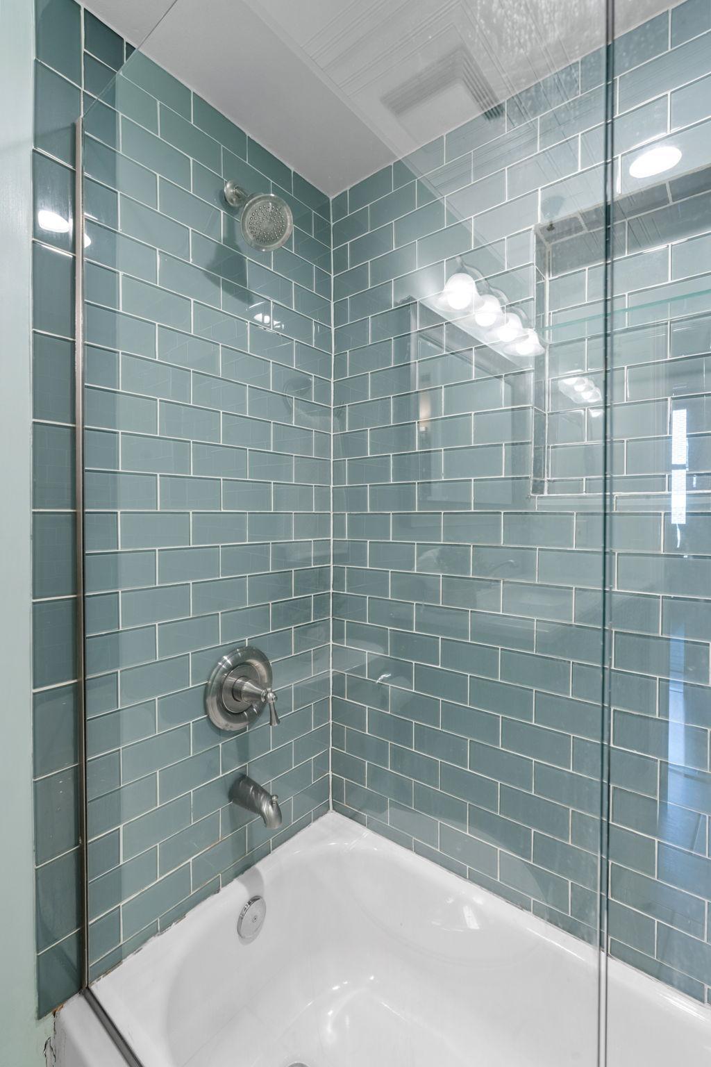 View of Residential at 400 1st Street #614, Minneapolis MN 55401, Minneapolis (17 of 29) - Mike Wilen | Minnesota Team Real Estate