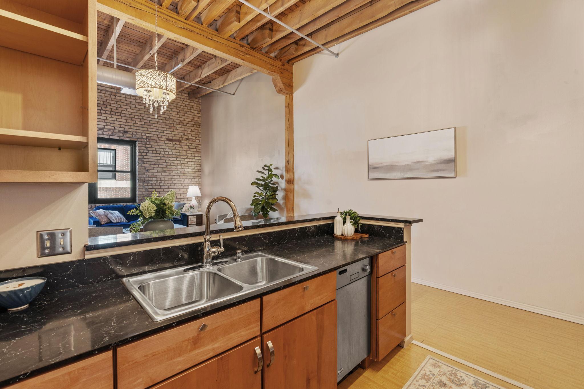View of Residential at 400 1st Street #614, Minneapolis MN 55401, Minneapolis (6 of 29) - Mike Wilen | Minnesota Team Real Estate