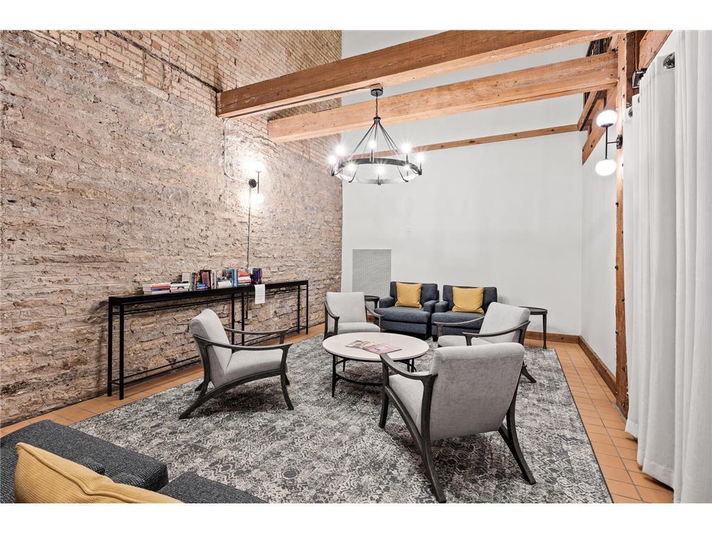 View of Residential at 400 1st Street #614, Minneapolis MN 55401, Minneapolis (21 of 29) - Mike Wilen | Minnesota Team Real Estate
