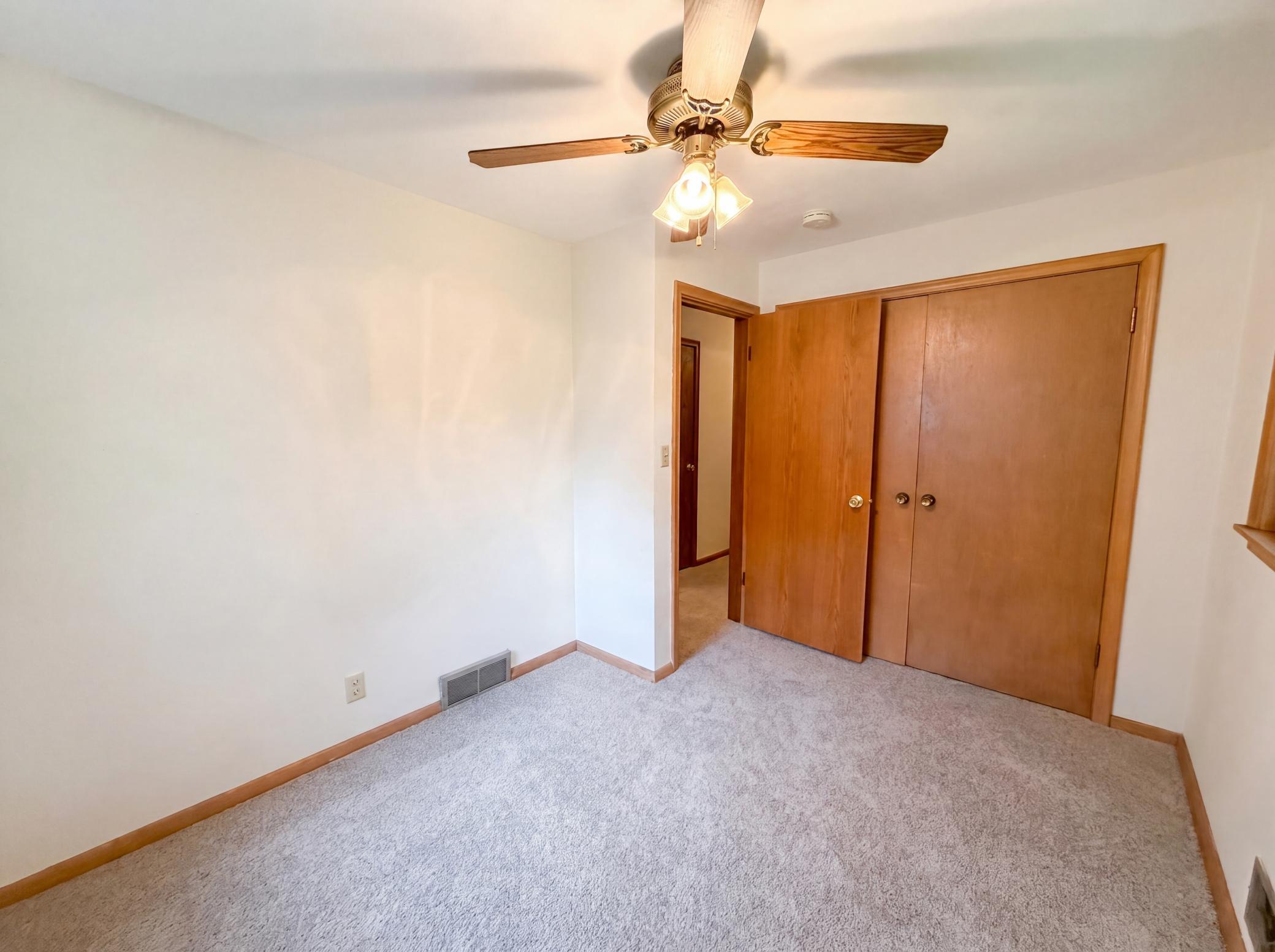 View of Residential at 973 Bidwell Street, West Saint Paul MN 55118, West Saint Paul (15 of 27) - Mike Wilen | Minnesota Team Real Estate