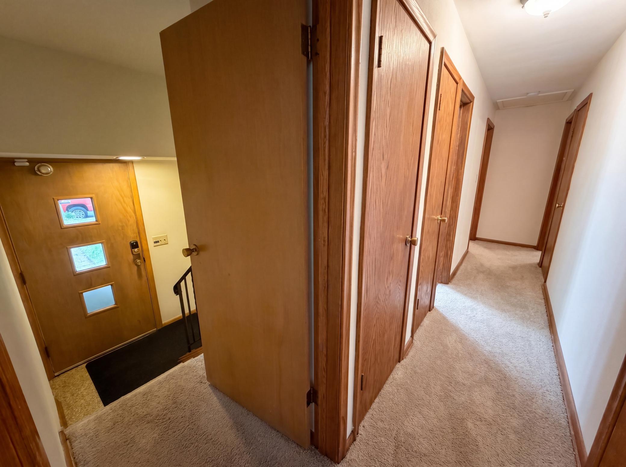 View of Residential at 973 Bidwell Street, West Saint Paul MN 55118, West Saint Paul (9 of 27) - Mike Wilen | Minnesota Team Real Estate
