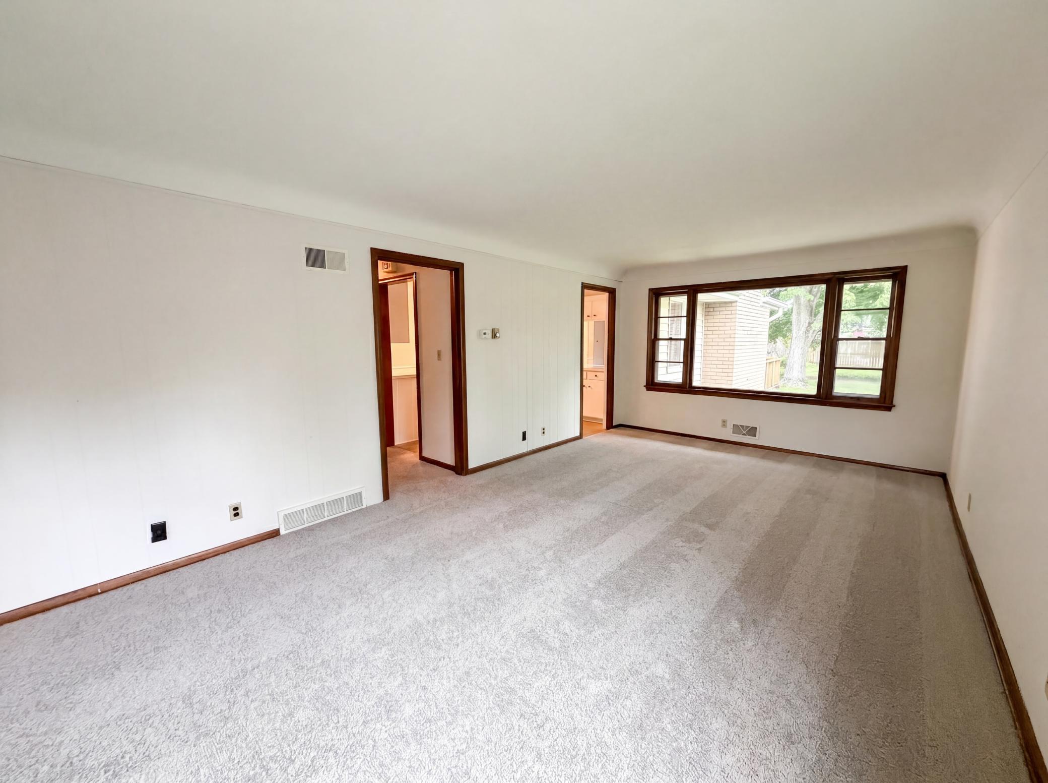 View of Residential at 973 Bidwell Street, West Saint Paul MN 55118, West Saint Paul (7 of 27) - Mike Wilen | Minnesota Team Real Estate