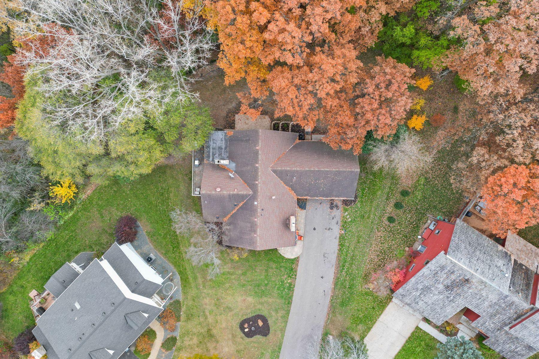 View of Residential at 71 Deer Hills Court, North Oaks MN 55127, North Oaks (35 of 36) - Mike Wilen | Minnesota Team Real Estate