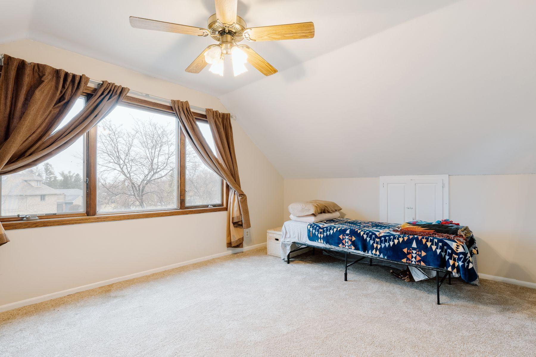 View of Residential at 71 Deer Hills Court, North Oaks MN 55127, North Oaks (25 of 36) - Mike Wilen | Minnesota Team Real Estate