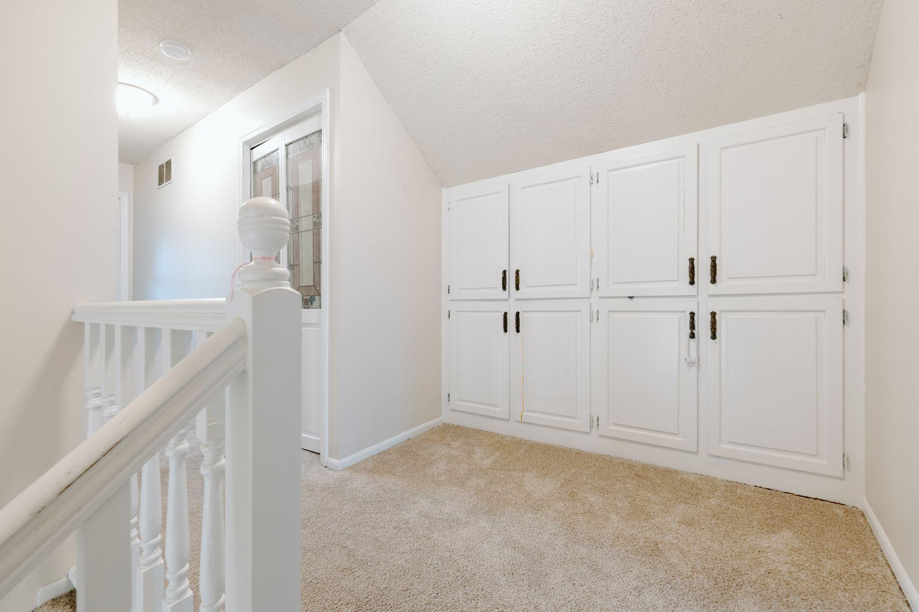 View of Residential at 71 Deer Hills Court, North Oaks MN 55127, North Oaks (20 of 36) - Mike Wilen | Minnesota Team Real Estate