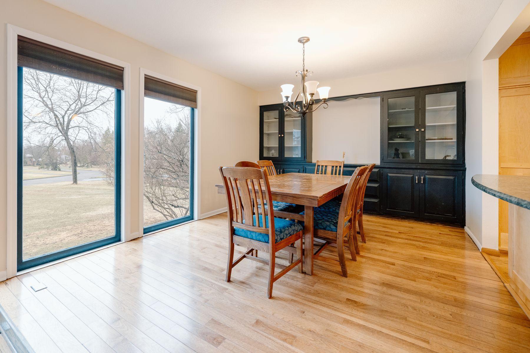View of Residential at 71 Deer Hills Court, North Oaks MN 55127, North Oaks (8 of 36) - Mike Wilen | Minnesota Team Real Estate