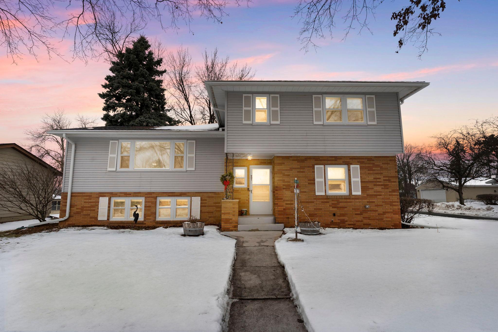 View of Residential at 901 Cheri Lane, Mendota Heights MN 55120, Mendota Heights - Mike Wilen | Minnesota Team Real Estate