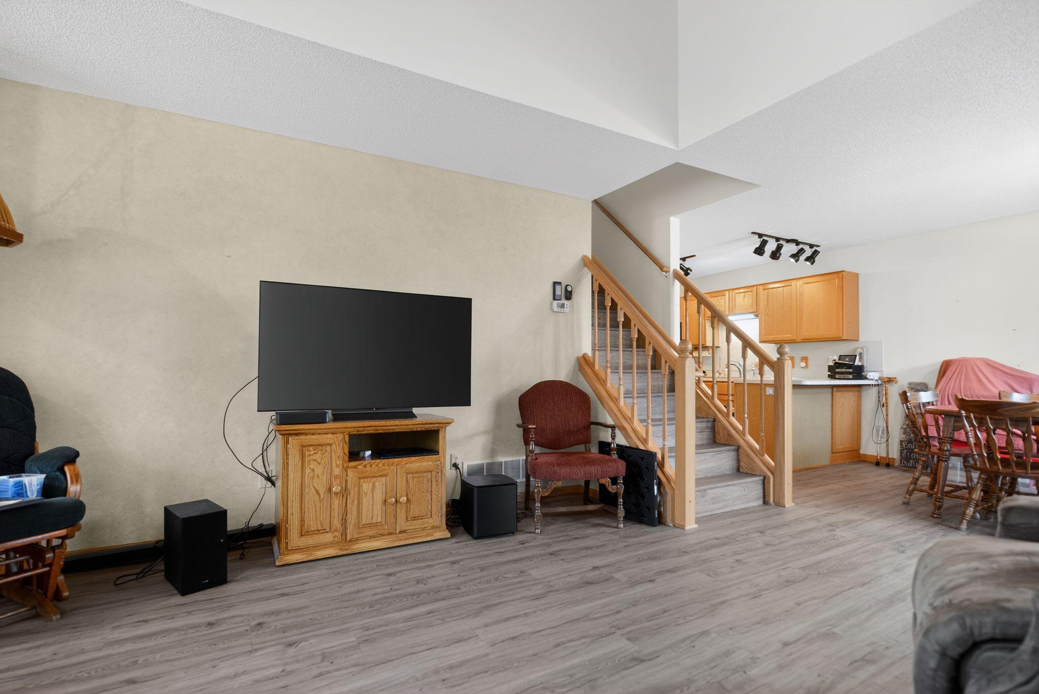 View of Residential at 7040 49th Street, Oakdale MN 55128, Oakdale (10 of 29) - Mike Wilen | Minnesota Team Real Estate