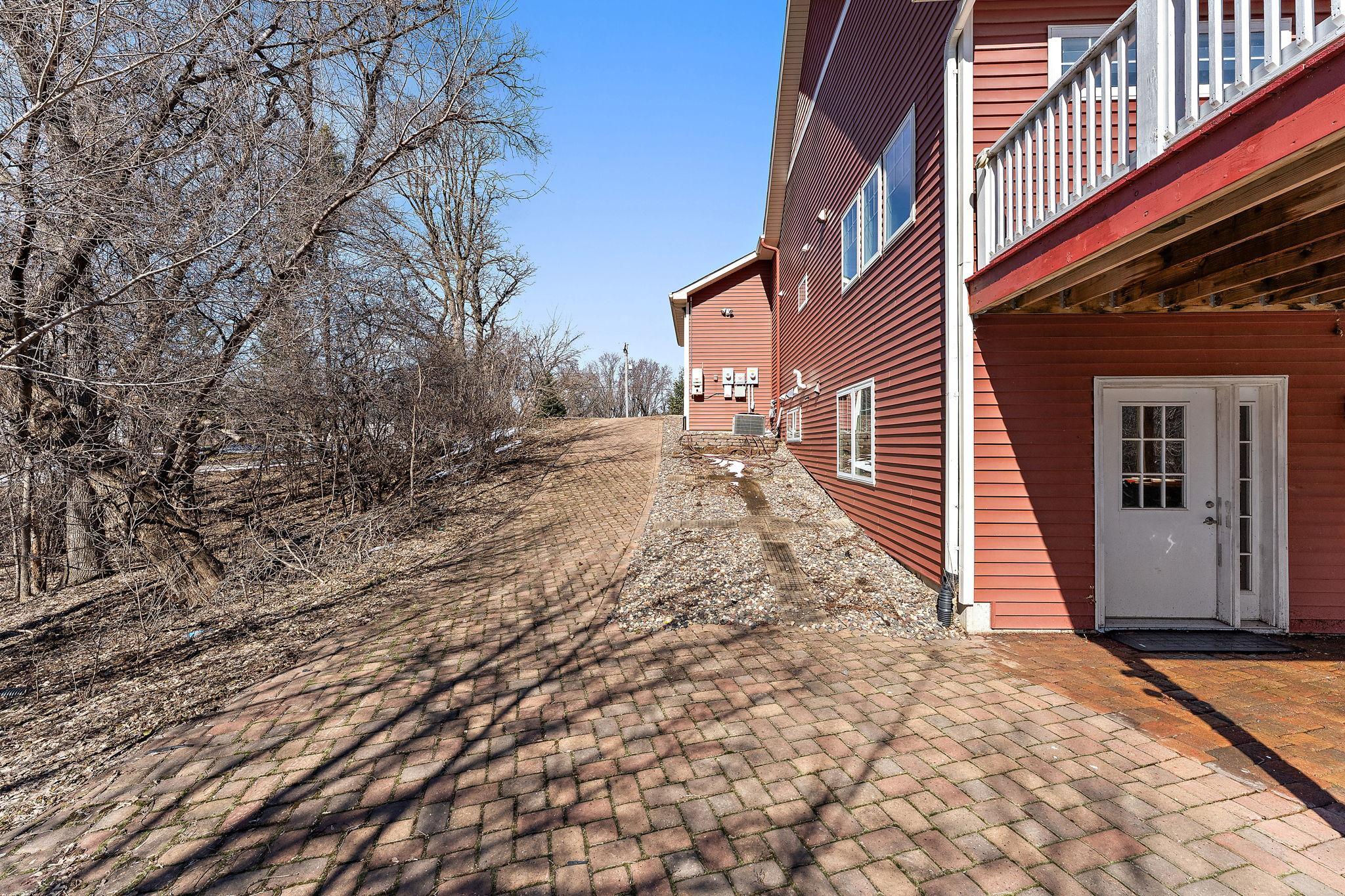 View of Residential at 438 Wildwood Road, Mahtomedi MN 55115, Mahtomedi (62 of 65) - Mike Wilen | Minnesota Team Real Estate