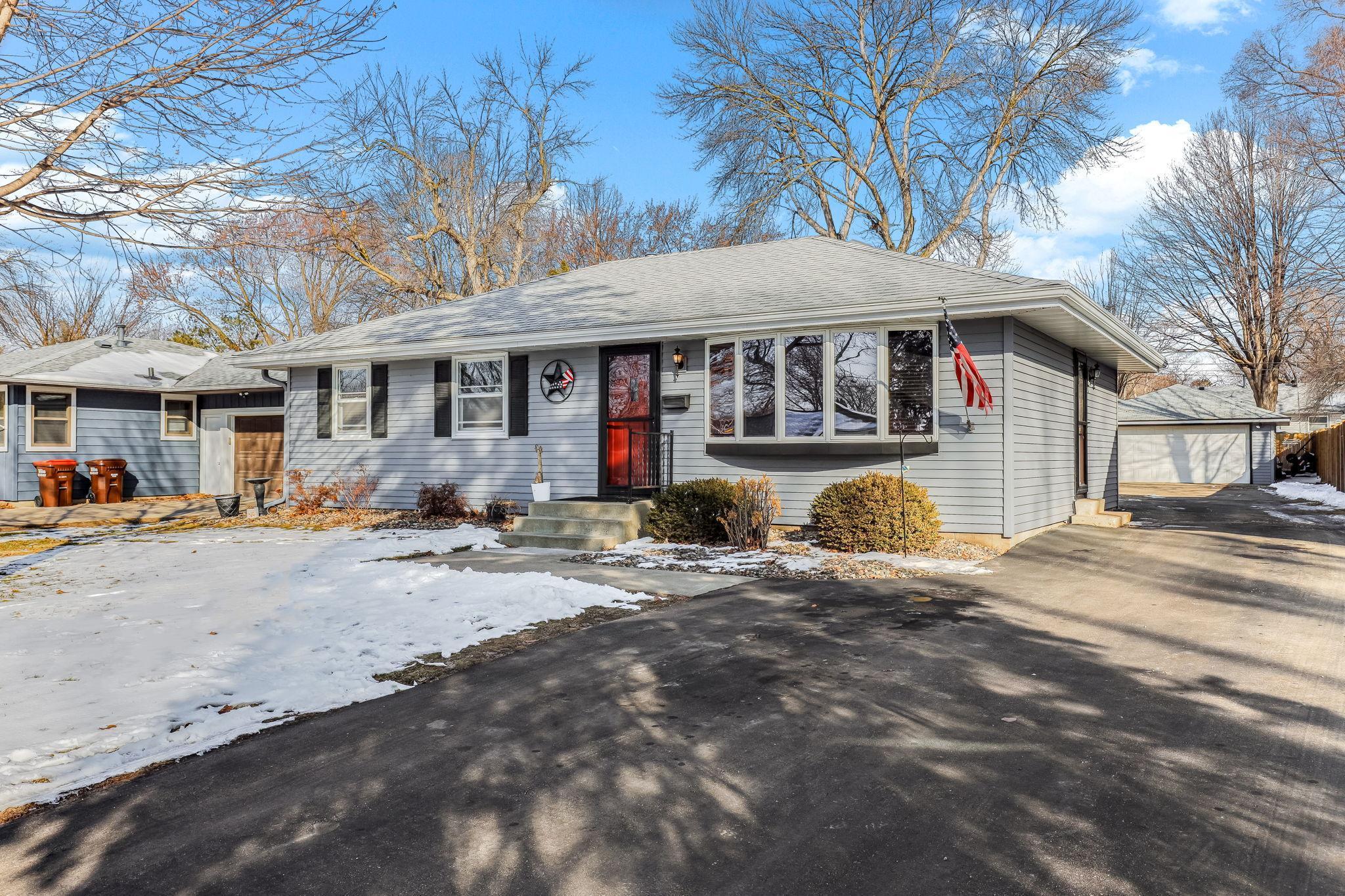 View of Residential at 910 6th Street, Hastings MN 55033, Hastings - Mike Wilen | Minnesota Team Real Estate