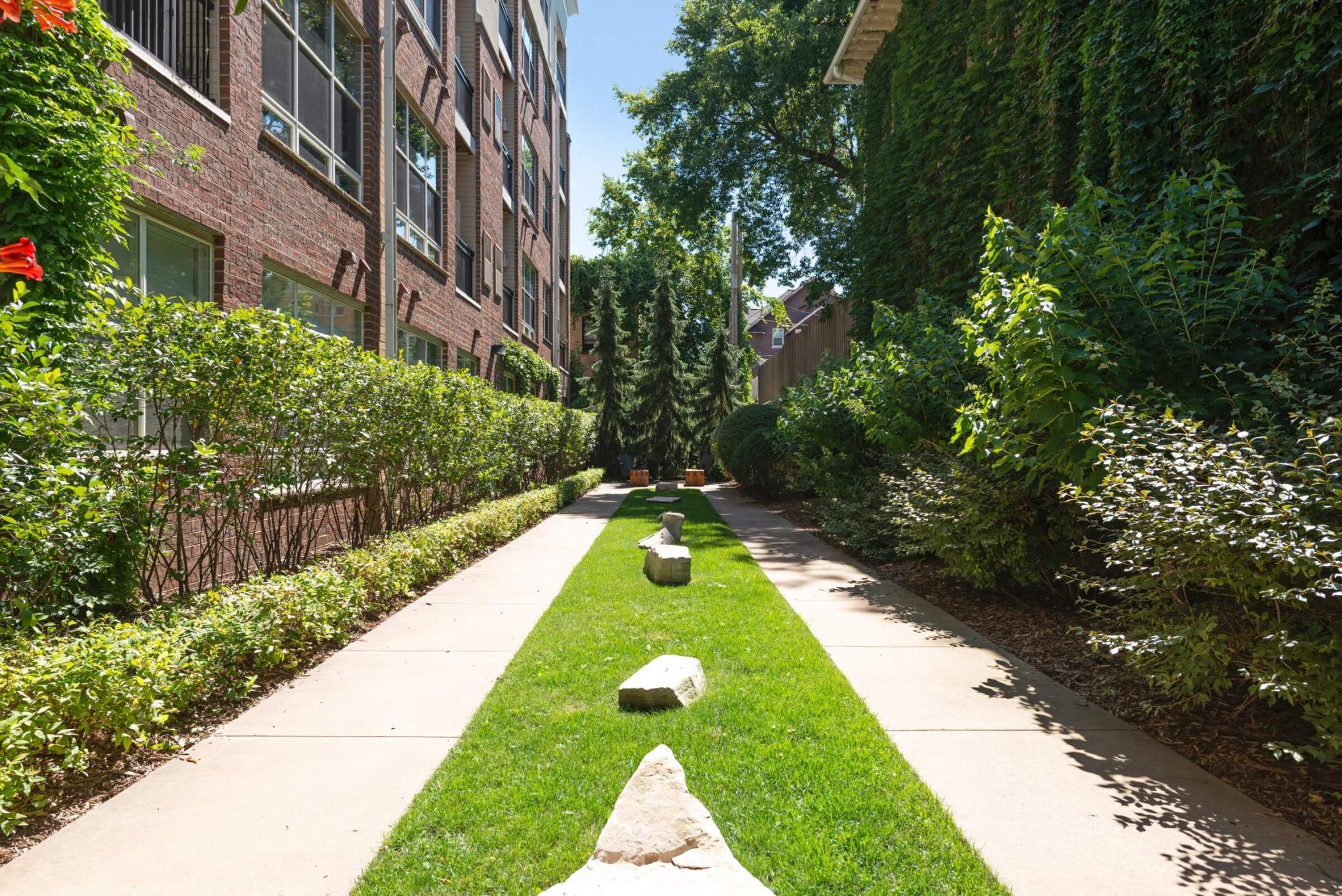 View of Residential at 301 Oak Grove Street #414, Minneapolis MN 55403, Minneapolis (34 of 50) - Mike Wilen | Minnesota Team Real Estate