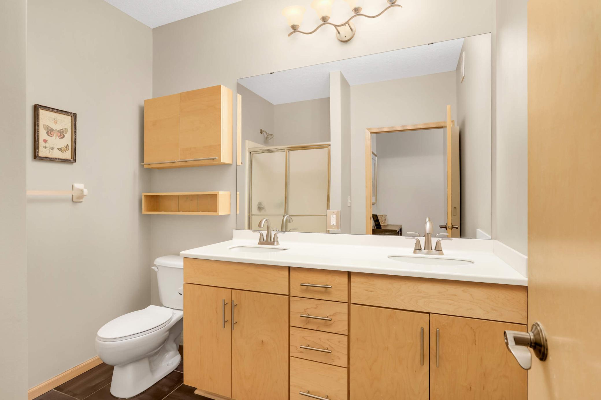 View of Residential at 301 Oak Grove Street #414, Minneapolis MN 55403, Minneapolis (19 of 50) - Mike Wilen | Minnesota Team Real Estate
