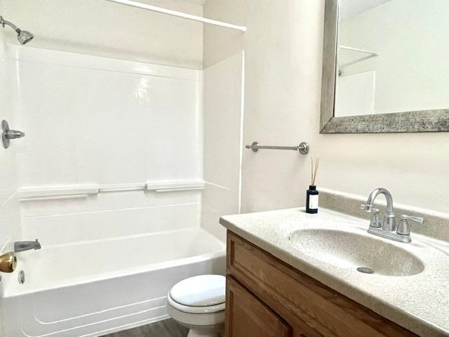 View of Residential at 4101 Parklawn Avenue #236, Edina MN 55435, Edina (14 of 26) - Mike Wilen | Minnesota Team Real Estate
