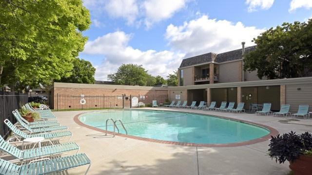View of Residential at 6328 Barrie Road #2F, Edina MN 55435, Edina (19 of 23) - Mike Wilen | Minnesota Team Real Estate