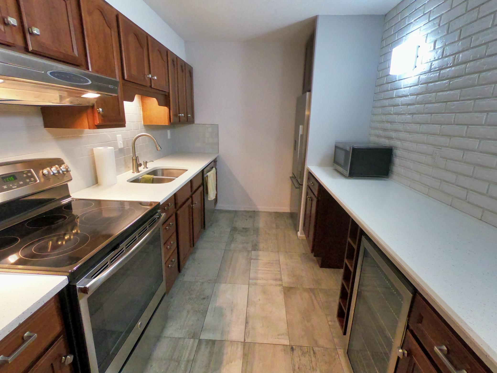 View of Residential at 6328 Barrie Road #2F, Edina MN 55435, Edina (7 of 23) - Mike Wilen | Minnesota Team Real Estate