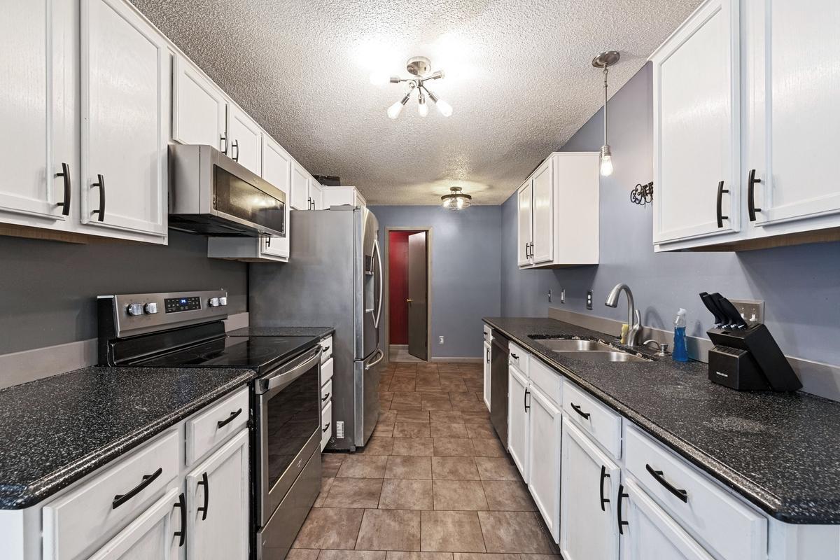 View of Residential at 6129 Tahoe Circle #B, Woodbury MN 55125, Woodbury (11 of 29) - Mike Wilen | Minnesota Team Real Estate