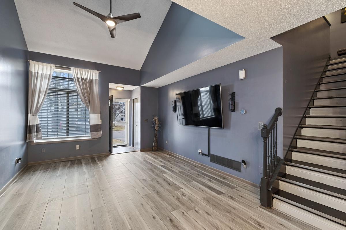 View of Residential at 6129 Tahoe Circle #B, Woodbury MN 55125, Woodbury (5 of 29) - Mike Wilen | Minnesota Team Real Estate