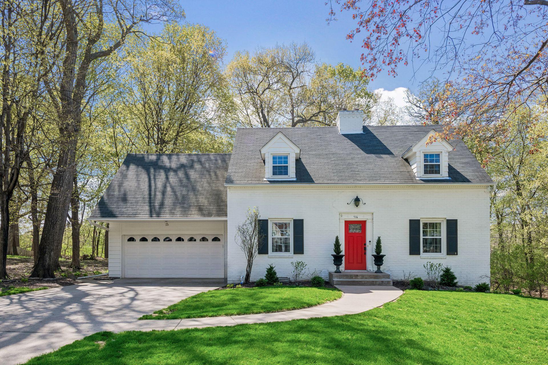 View of Residential at 516 Shadyway Road, Wayzata MN 55391, Wayzata - Mike Wilen | Minnesota Team Real Estate