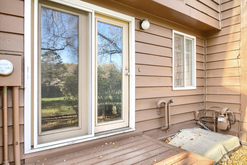 View of Residential at 2440 Crestwood Drive, North Saint Paul MN 55109, North Saint Paul (12 of 25) - Mike Wilen | Minnesota Team Real Estate