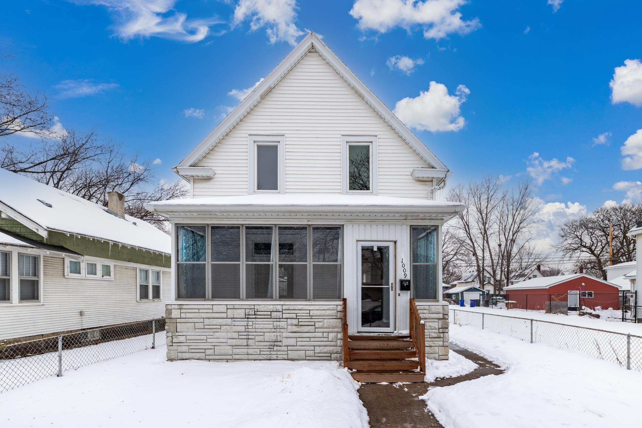 View of Residential at 1009 Sherburne Avenue, Saint Paul MN 55104, Saint Paul - Mike Wilen | Minnesota Team Real Estate