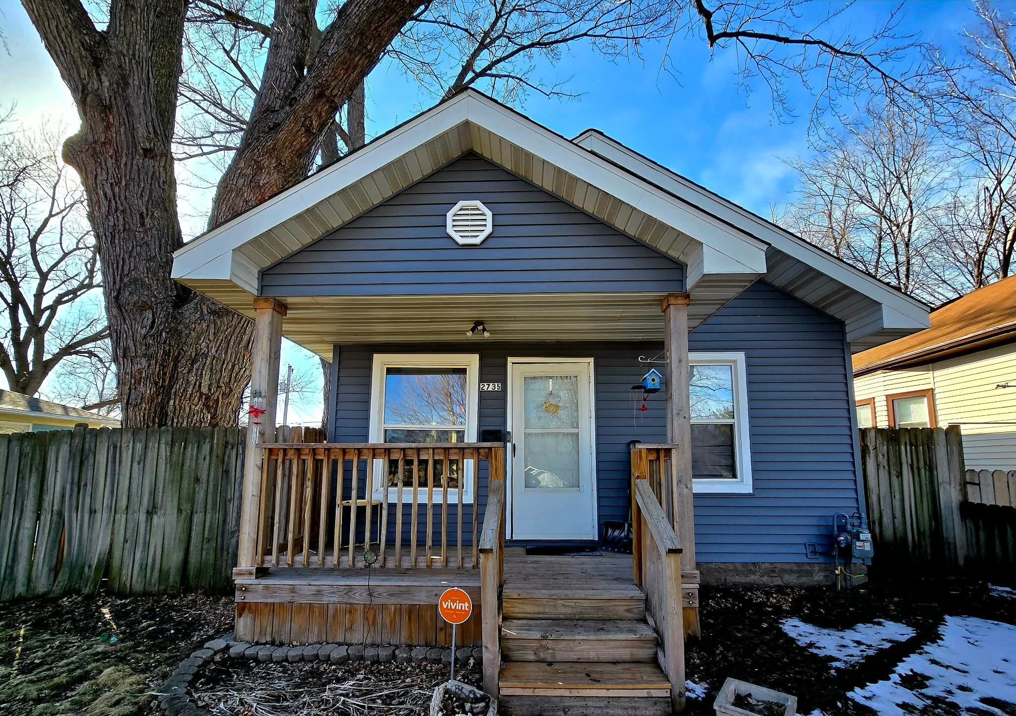 View of Residential at 2735 Sheridan Avenue, Minneapolis MN 55411, Minneapolis - Mike Wilen | Minnesota Team Real Estate